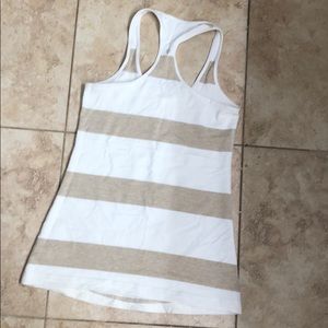 Lululemon tank top razor back size 6